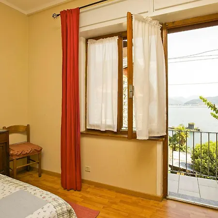 Casa Bougainville * Cannobio