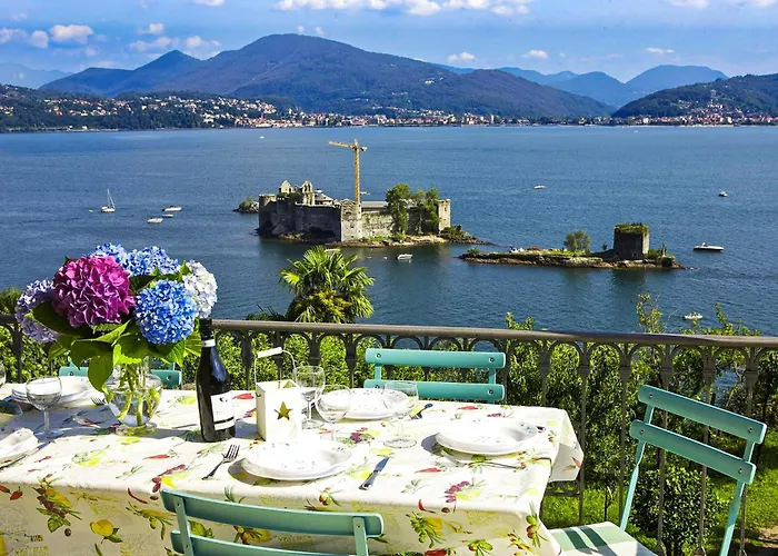 Casa Bougainville * Cannobio