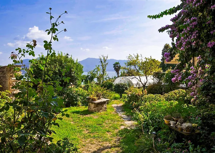 Casa Bougainville 아파트 카노비오